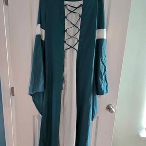 Green Medieval Dress Size LARGE